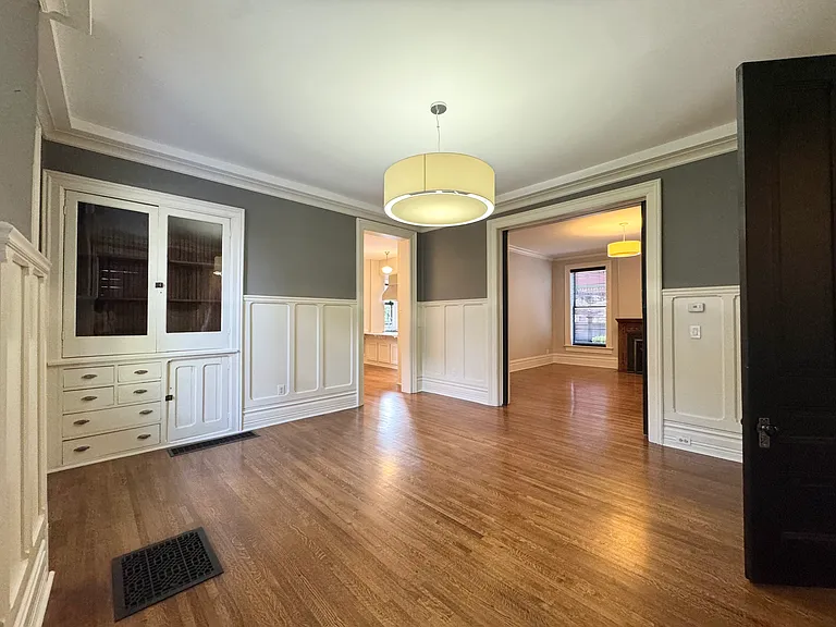 3011 Grand Ave — Photo 9