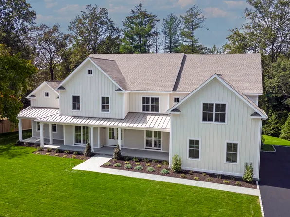 32 Webb Road, Westport, CT 06880