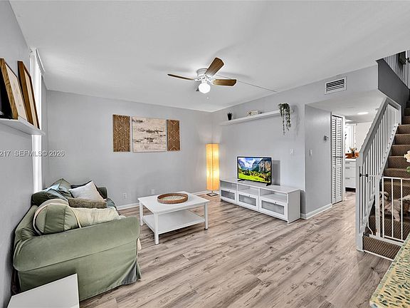 5th image of 781 SE 1st Way #79