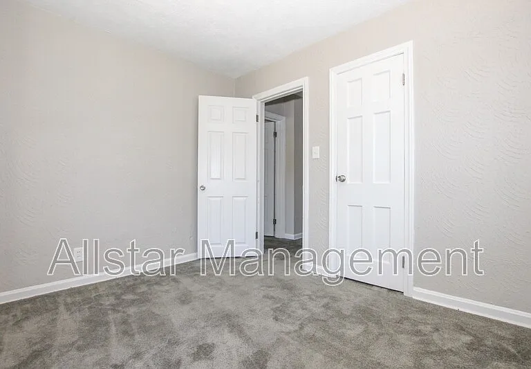 3690 Washington Blvd — Photo 33