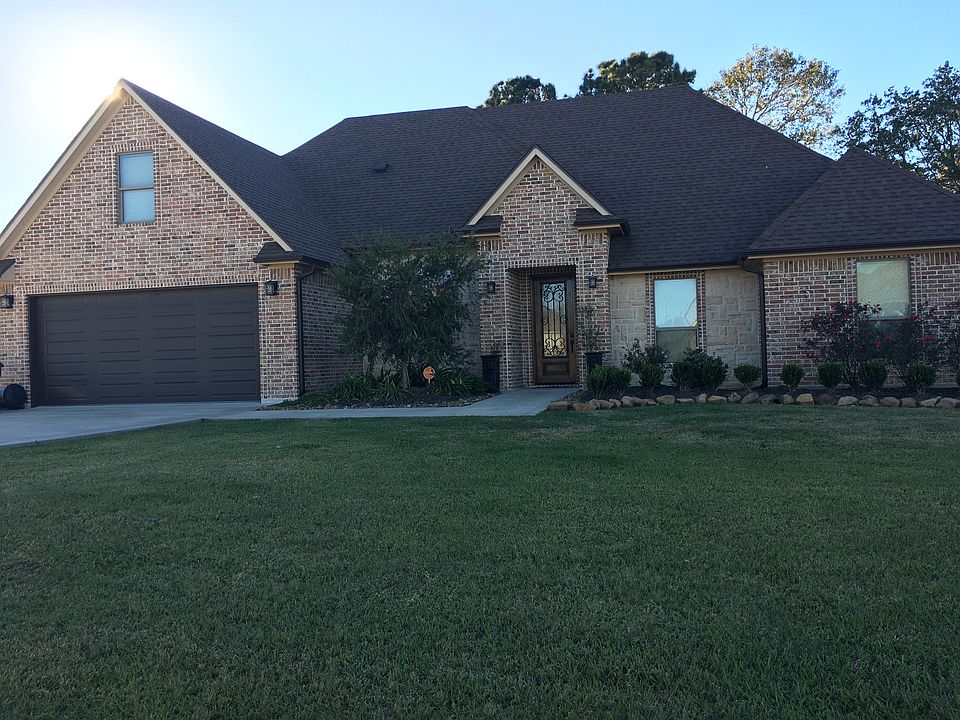 1st image of 150 Lauren Dr