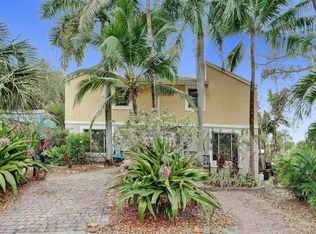 305 SW 11th Ct, Fort Lauderdale, FL 33315