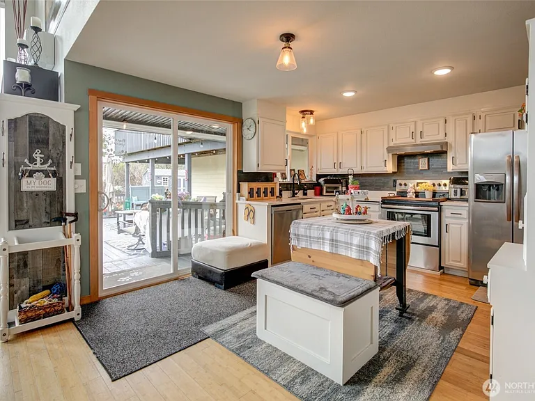200 Ocean Lake Way NW #1 — Photo 3