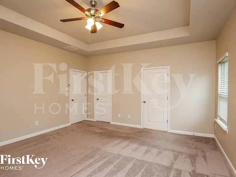 2119 Charcoal Ives Rd — Photo 7
