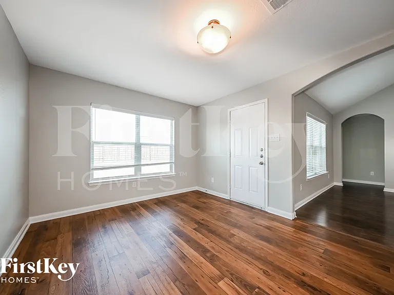 2029 Cone Flower Dr — Photo 6