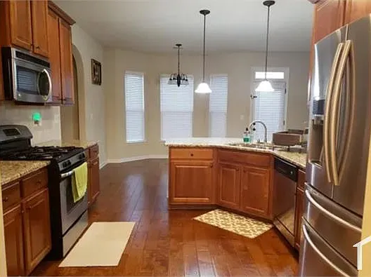 4264 Grove Lake St — Photo 2