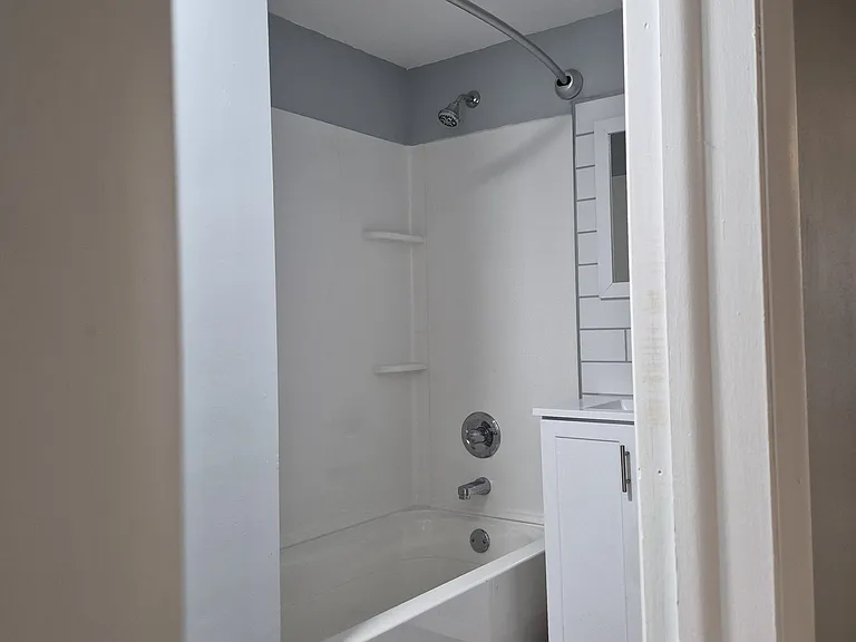161 S Main St #201 — Photo 8