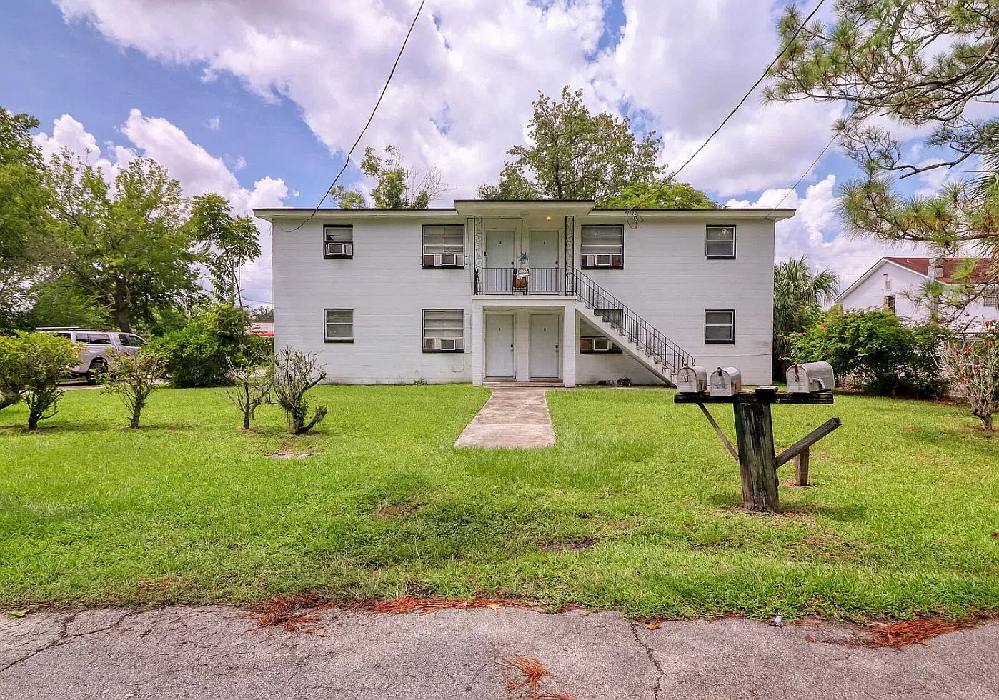2 bed, 750 sqft, $1,150 — Photo 1