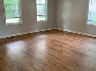 506 1st St, Liverpool, NY 13088