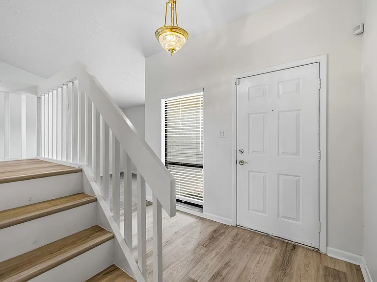 15710 Pinto Pl — Photo 19
