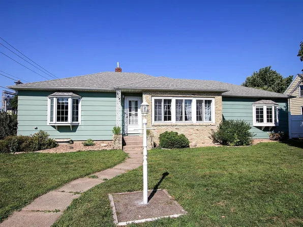 206 NW 4th St, Buffalo Lake, MN 55314