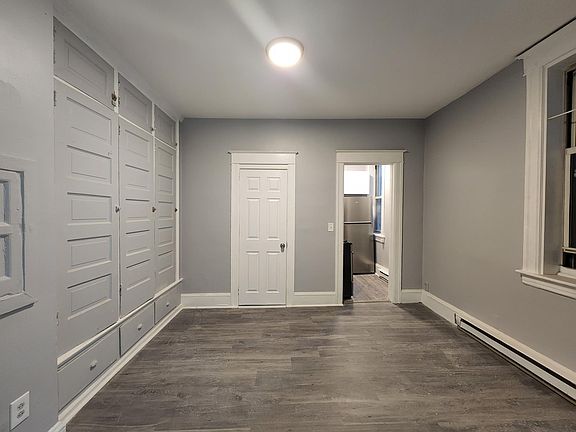 3rd image of 138 Dubois St Unit 1F