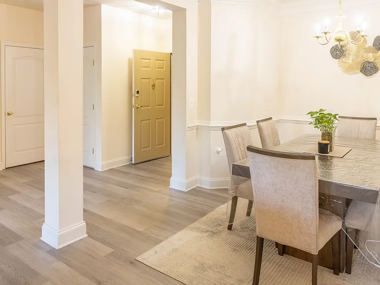 12824 Clarksburg Square Rd #105 — Photo 36