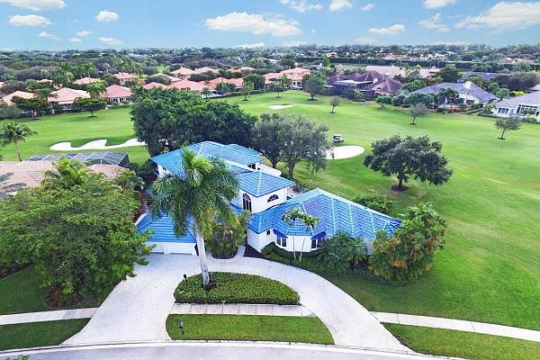 Home For Sale In Boca Grove