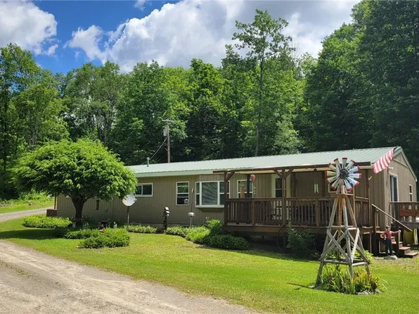4524 Maybury Rd, Mc Graw, NY 13101