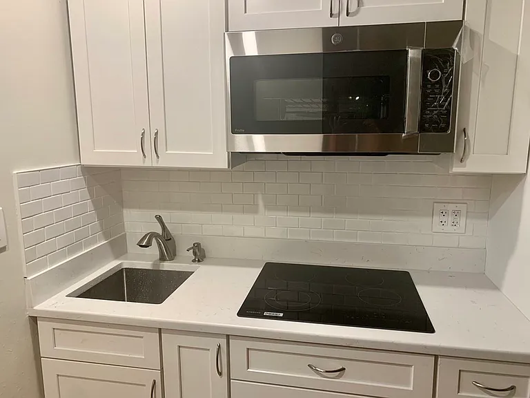 21 Beacon St #7L — Photo 12
