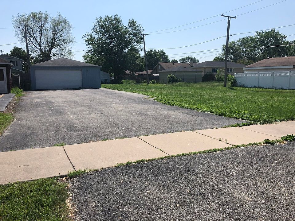 1st image of 9829 Moody Ave