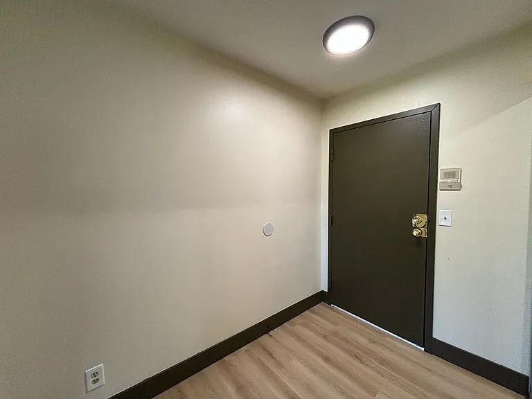 Breckenridge Davenport Apartments — Photo 104