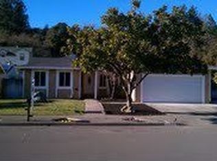 1136 Shadyslope Dr, Santa Rosa, CA 95404