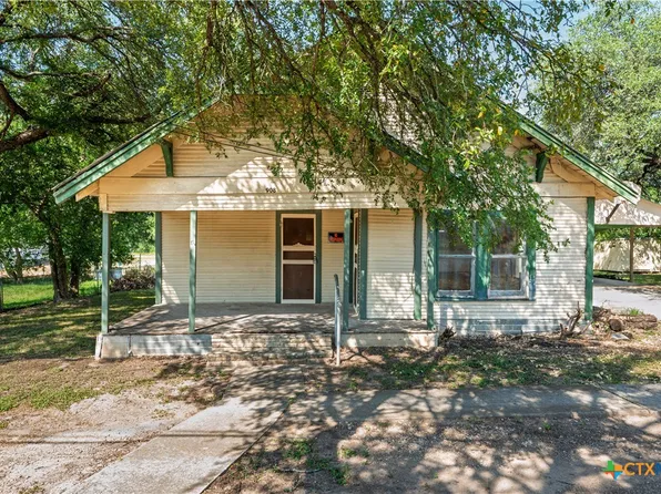 908 Campbell St, Lampasas, TX 76550
