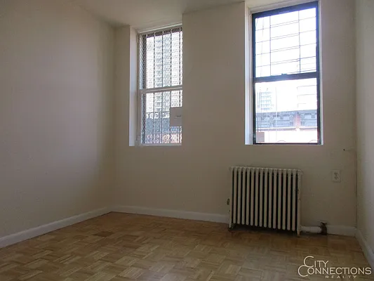 Rented by City Connections Realty | media 15