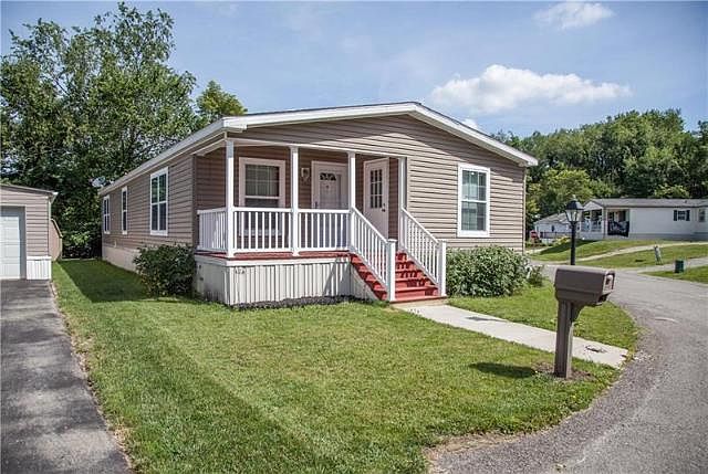 1st image of 36 Circle Dr