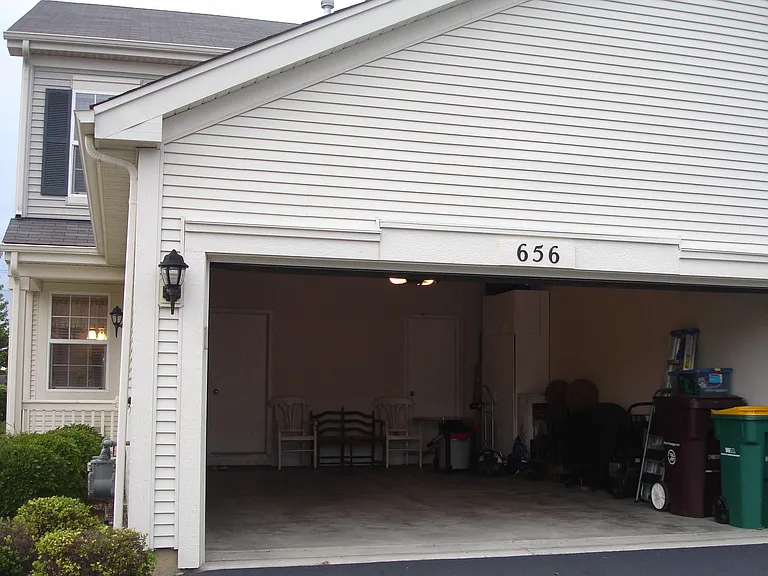 2 Car Garage
