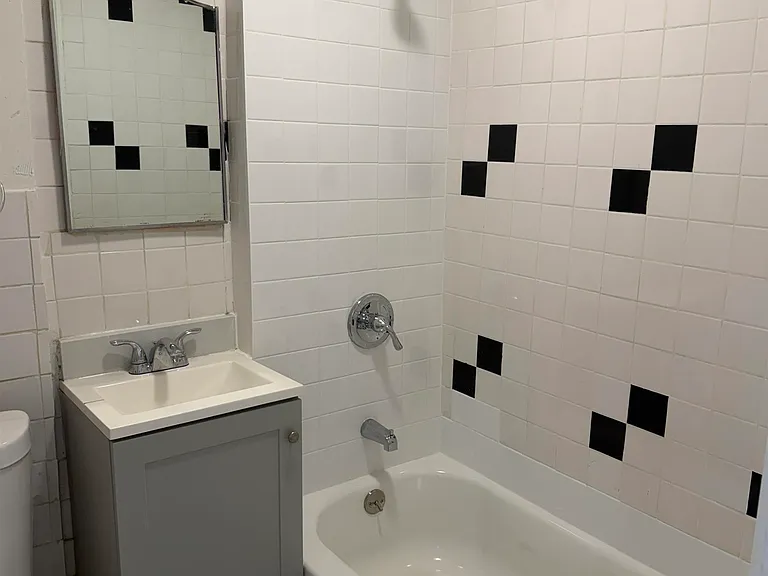 434 Central Ave #3L — Photo 15