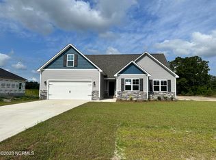 233 N Windy Ridge Rd, Hubert, NC 28539