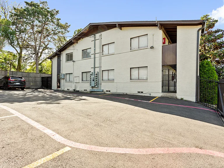 5722 Gaston Ave #H — Photo 19