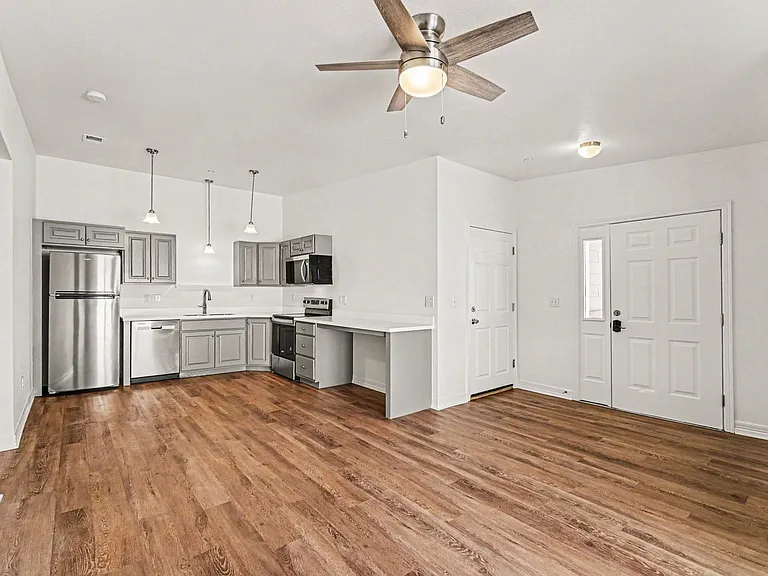 1201-1205 Raven Pl — Photo 29