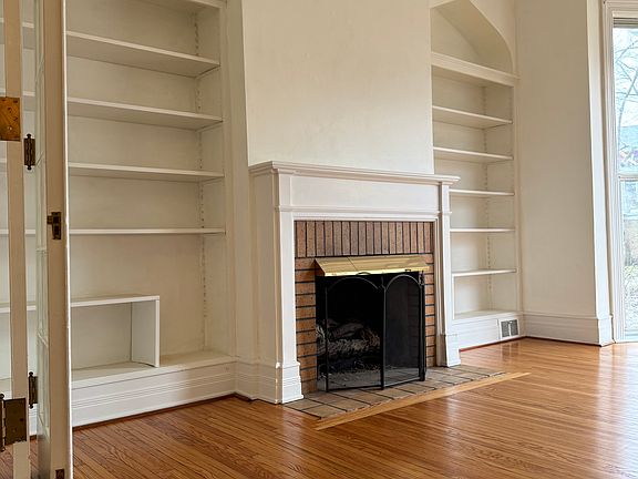 4th image of 399 Porter Ave #1
