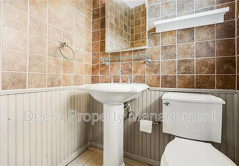 1305 Craig Dr — Photo 13