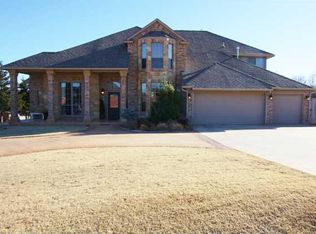 12812 SW 95th St, Mustang, OK 73064