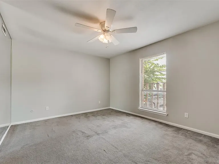 15914 Stillwood St #1079 — Photo 12