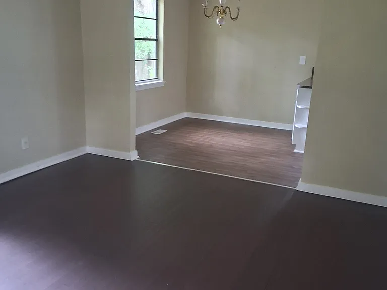 1648 Mims St SW — Photo 3