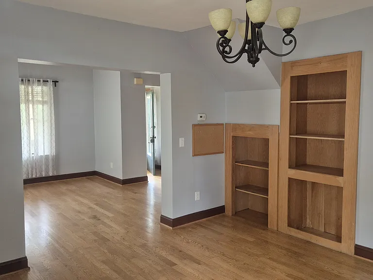 18-20 Somerville Rd #1 — Photo 12