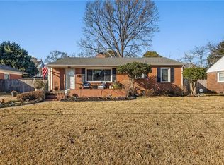 2744 Heutte Dr, Norfolk, VA 23518