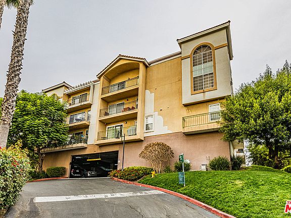 2nd image of 4760 Templeton St APT 3107