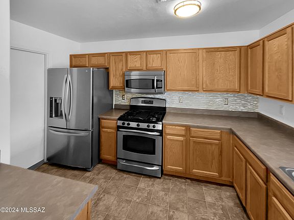 2nd image of 790 W Emerald Key Dr