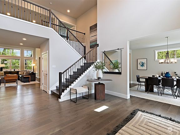 3rd image of 21517 111th Avenue SE