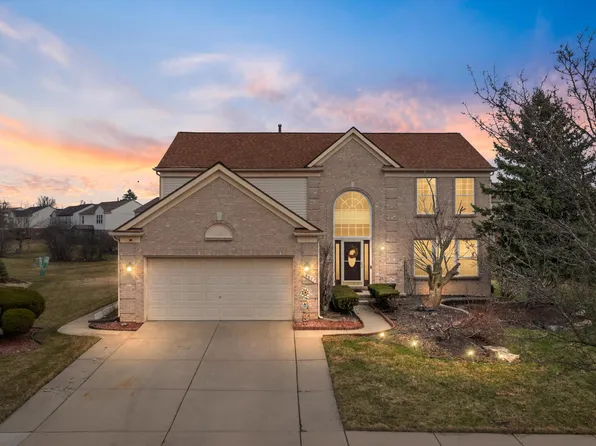 4677 Clover Rd, Canton, MI 48188