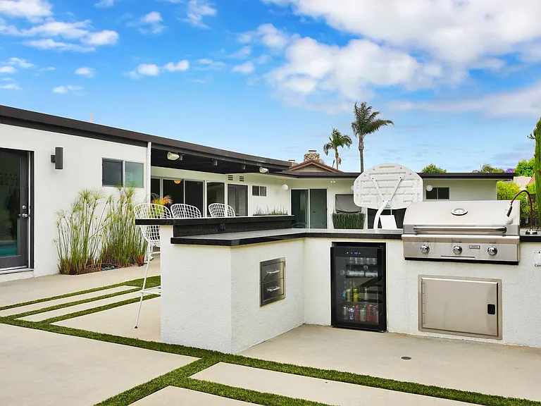 2000 Nautilus Ln #A — Photo 44