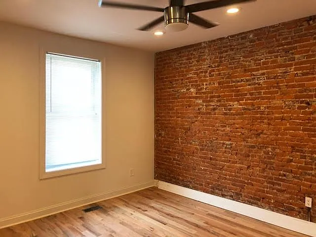 2313 Grays Ferry Ave #2W — Photo 2