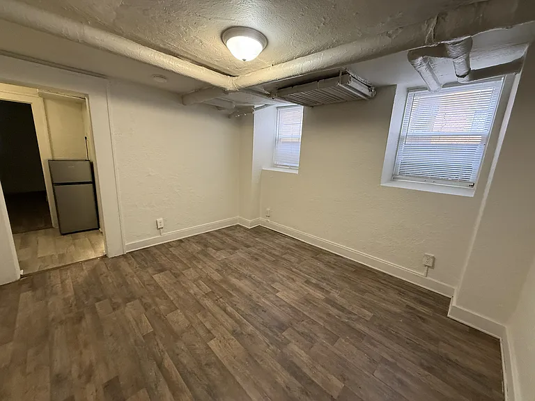 314 W Vine St #4 — Photo 5