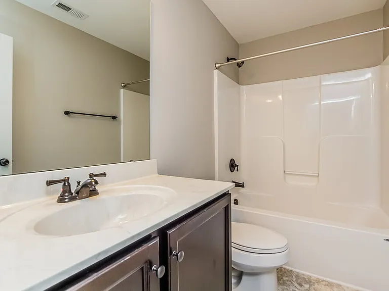 105 Sloan Dr — Photo 14