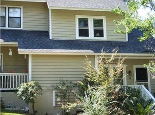 30 Lake Shore Dr, Daphne, AL 36526
