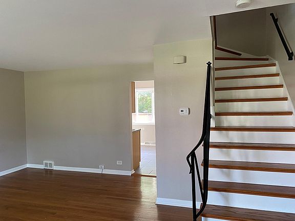 Kitchen entry to left