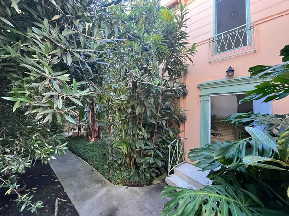 139 S Sweetzer Ave, Los Angeles, CA 90048