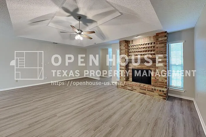 6117 Courtside Dr — Photo 5